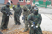 6Б класс. Поездка на игру в пейнтбол-4