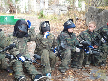 6Б класс. Поездка на игру в пейнтбол-9