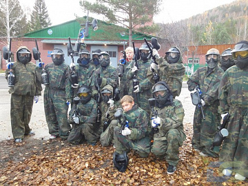 6Б класс. Поездка на игру в пейнтбол-2